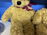 Lot 69 - set klassieke pluche teddyberen - afbeelding 2 van  3
