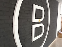Lot 69 - wanddecoratie - afbeelding 2 van  3