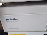 Lot 69 - wasmachine miele - afbeelding 2 van  4