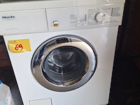 Lot 69 - wasmachine miele - afbeelding 3 van  4