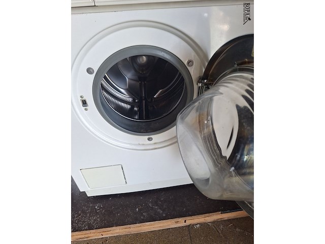Lot 69 - wasmachine miele - afbeelding 4 van  4