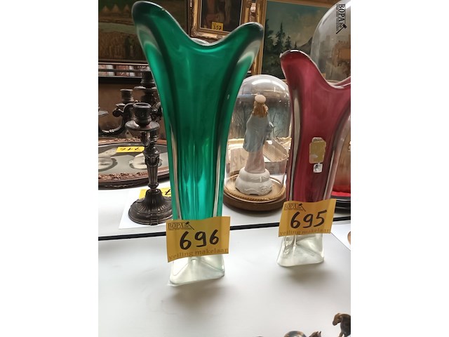 Lot 696 - vaas murano groen - afbeelding 3 van  3