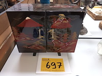 Lot 697 - juwelenkistje - afbeelding 1 van  3