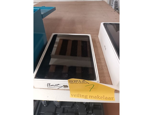 Lot 7 - apple ipad mini - afbeelding 1 van  4