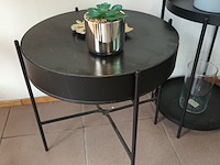 Lot 7 - bijzettafels en decoratie. 6 stuks - afbeelding 2 van  3
