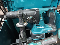 Lot 7 - boormachine en haakse slijper makita - afbeelding 5 van  6