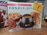 Lot 7 - chocoladefontein en fondueset - afbeelding 2 van  5