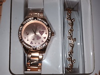 Lot 7 - dames polshorloges. 5 stuks - afbeelding 4 van  6