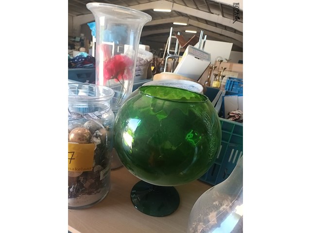 Lot 7 - decoratieve vazen. 5 stuks - afbeelding 3 van  4