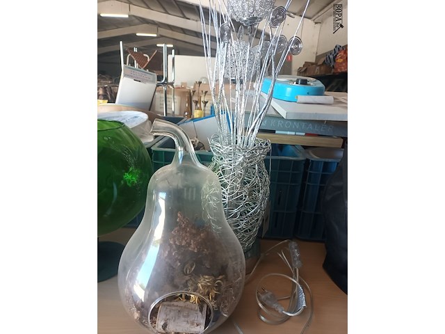 Lot 7 - decoratieve vazen. 5 stuks - afbeelding 4 van  4
