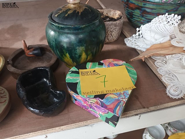 Lot 7 - diverse decoratie. 28 stuks - afbeelding 8 van  8