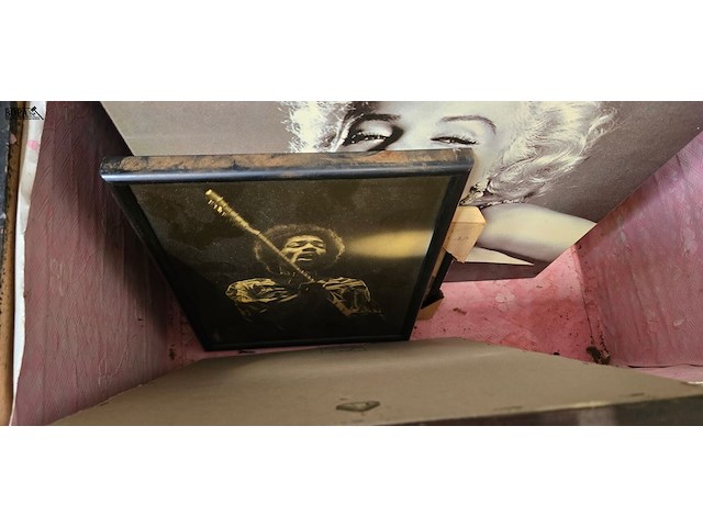 Lot 7 - diverse kaders in kist ong 7 stuks - afbeelding 5 van  10