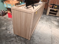 Lot 7 - dressoir kast - afbeelding 2 van  3
