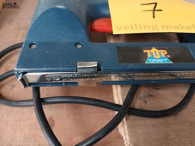 Lot 7 - elektrische nietmachine topcraft - afbeelding 2 van  3
