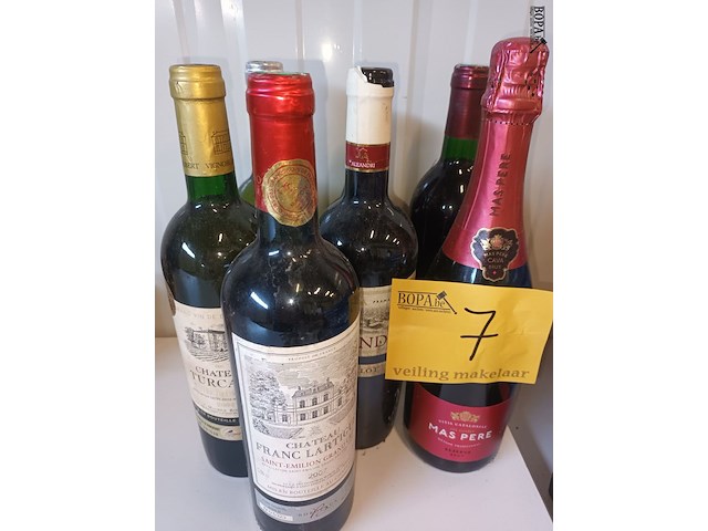 Lot 7 - flessen wijn. 7 stuks - afbeelding 1 van  5
