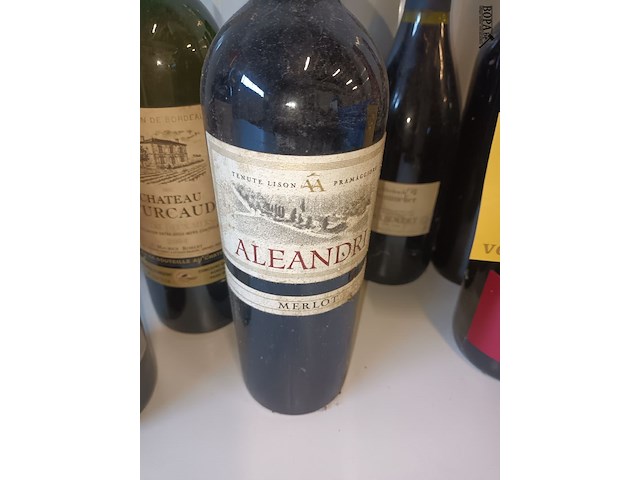 Lot 7 - flessen wijn. 7 stuks - afbeelding 5 van  5