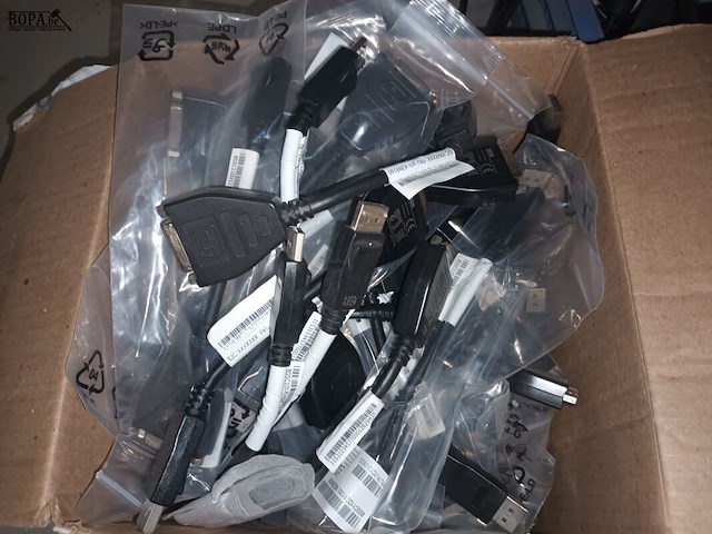 Lot 7 - lot diverse computer kabels - afbeelding 2 van  3