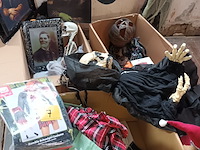 Lot 7 - lot halloween decoratie - afbeelding 2 van  6
