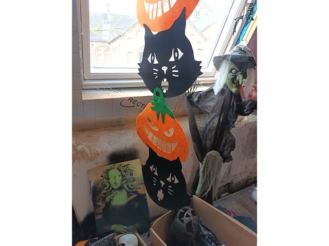 Lot 7 - lot halloween decoratie - afbeelding 4 van  6