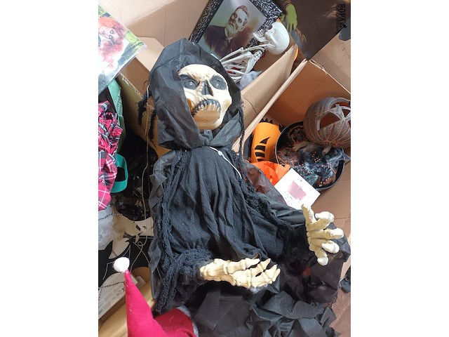 Lot 7 - lot halloween decoratie - afbeelding 6 van  6