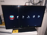 Lot 7 - philips 80 cm tv - afbeelding 2 van  4