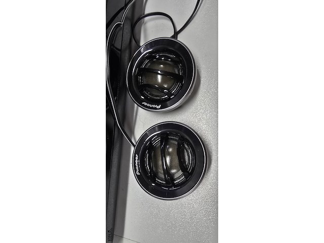 Lot 7 - pioneer active subwoofer set met boxen - afbeelding 4 van  6