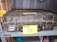 Lot 70 - accu schroef/boormachine dewalt - afbeelding 5 van  5