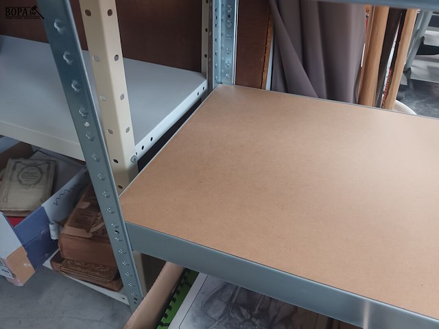 Lot 70 - aluminium rek - afbeelding 2 van  2