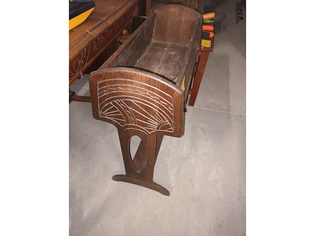 Lot 70 - antieke houten plantenbak - afbeelding 2 van  3