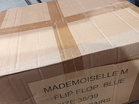 Lot 70 - badslippers - afbeelding 3 van  3