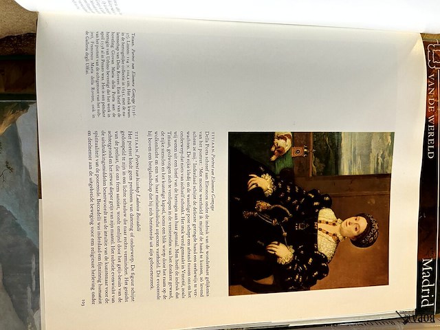 Lot 70 - beroemde musea louvre -prado-uffizi 3 boeken - afbeelding 4 van  6