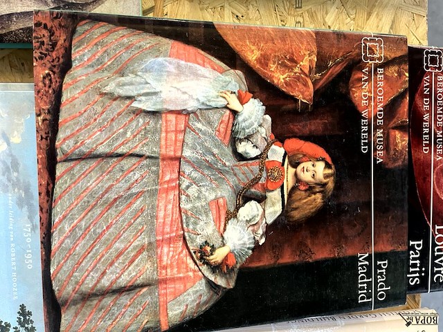Lot 70 - beroemde musea louvre -prado-uffizi 3 boeken - afbeelding 5 van  6