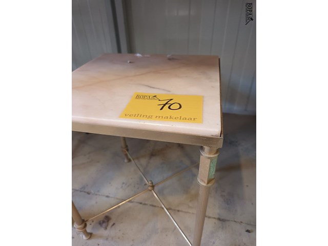 Lot 70 - bijzettafel met marmer blad - afbeelding 3 van  3