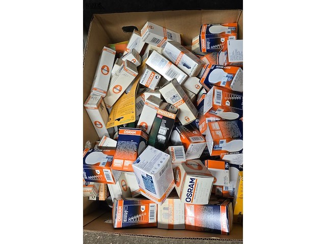 Lot 70 - doos diverse lampen - afbeelding 1 van  3