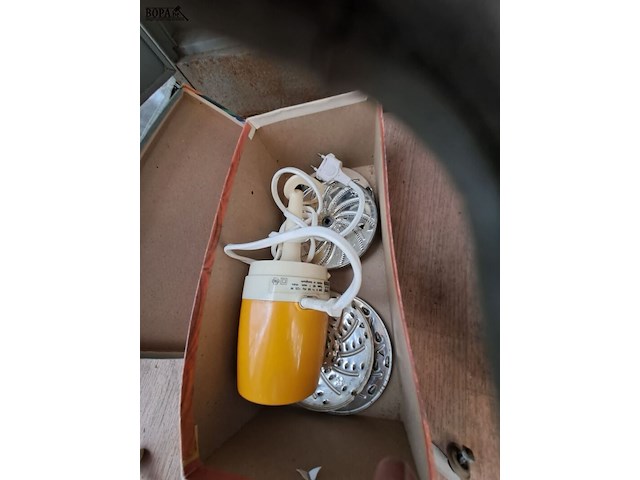 Lot 70 - groot lot retro keukentoestelen - collectorsitems - afbeelding 6 van  6