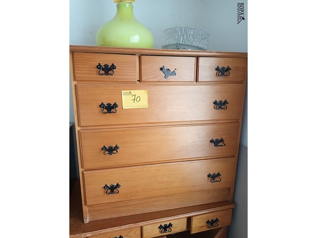 Lot 70 - houten ladekast - afbeelding 4 van  4