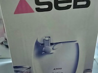 Lot 70 - kookplaat + fruitpers + blikopener nieuw - afbeelding 2 van  4