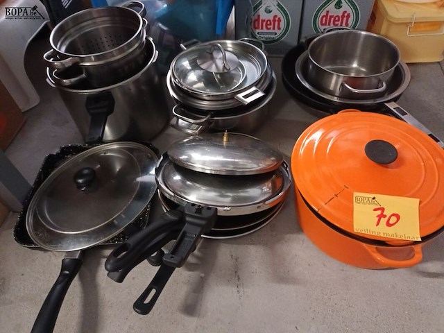 Lot 70 - kookpotten en pannen. 18 stuks - afbeelding 1 van  4