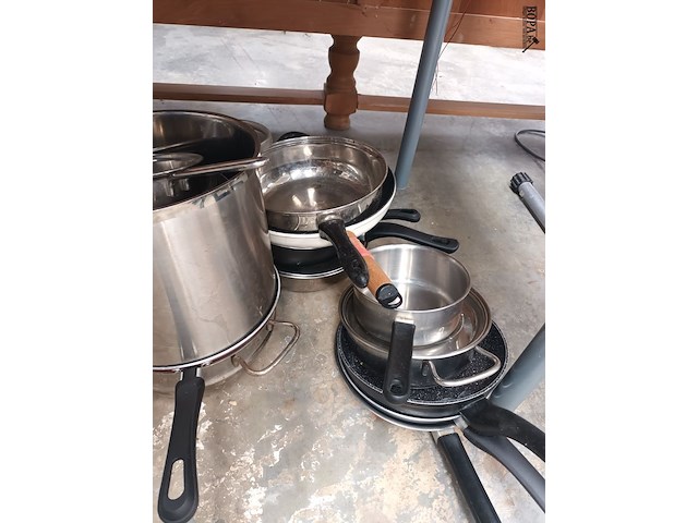 Lot 70 - kookpotten en pannen. 25 stuks - afbeelding 4 van  5