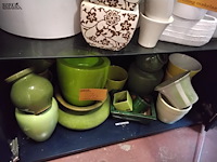 Lot 70 - lot bloempotten: kleur groen - geel - afbeelding 1 van  2