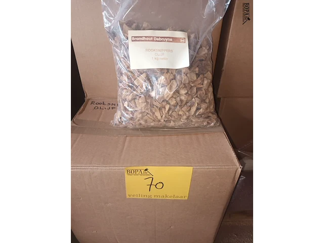 Lot 70 - rookhout snippers olijf 1 kg. 17 stuks - afbeelding 3 van  3