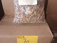 Lot 70 - rookhout snippers olijf 1 kg. 17 stuks - afbeelding 3 van  3