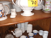 Lot 70 - servies en huisraad - afbeelding 8 van  12