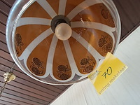 Lot 70 - vintage hanglamp '50 met goudoranje glazen kap met geëtste b - afbeelding 4 van  4