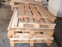 Lot 703 - lot houten palletten - afbeelding 2 van  2