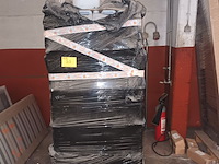 Lot 707 - lege bidons. 1 pallet - afbeelding 1 van  2