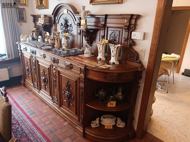 Lot 71 - antieke dressoir kast - afbeelding 1 van  13