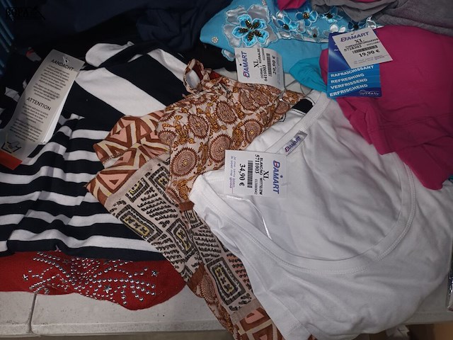 Lot 71 - dameskledij - afbeelding 5 van  6