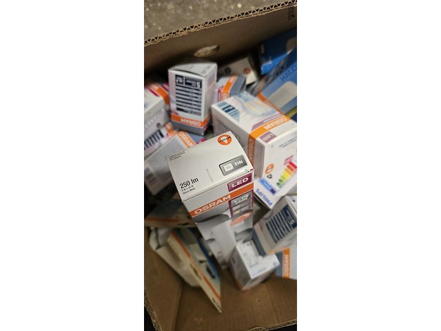 Lot 71 - doos diverse lampen - afbeelding 3 van  3