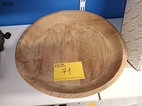 Lot 71 - houten schaal - afbeelding 1 van  3